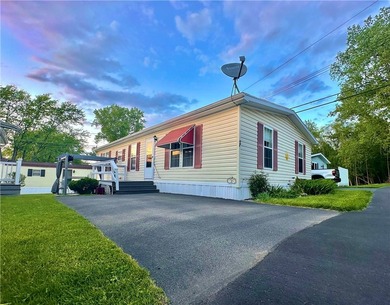 Welcome to Sunset Valley, a 55+ mobile home community offering - photo 1