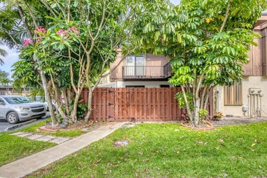 Welcome to this beautifully remodeled 2 bedroom, 1.5 bathroom - photo 34