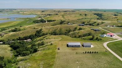 Whether you're searching for a year-round residence or the - photo 36