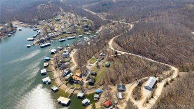 Welcome to your private lake-view retreat at 33268 Greenwood Rd! - photo 37