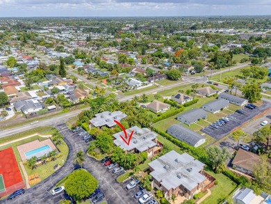 Welcome to this beautifully remodeled 2 bedroom, 1.5 bathroom - photo 38