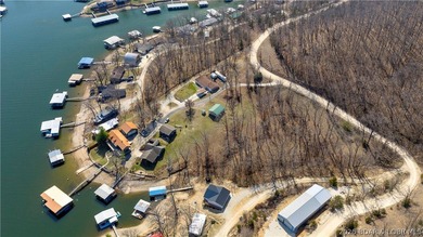 Welcome to your private lake-view retreat at 33268 Greenwood Rd! - photo 39