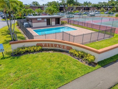 Welcome to this beautifully remodeled 2 bedroom, 1.5 bathroom - photo 46