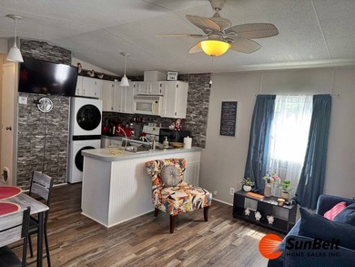 BRING ALL OFFERS!! MOTIVATED SELLER/PRICE REDUCED!! CUTE & COZY - photo 8