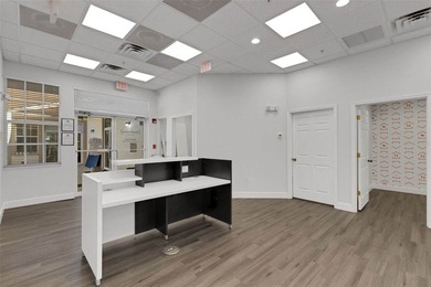 ** EIGHT BIG OFFICES WITH GREAT LOCATION, AWESOME OPEN-PLAN - photo 10