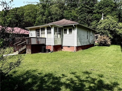 Come give this home some TLC. Central to Boone County or Beckley - photo 10