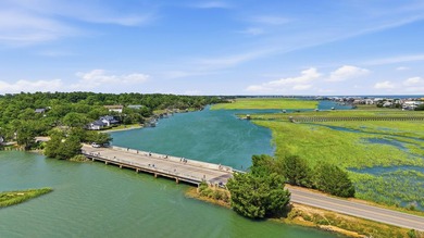 Stunning custom raised-beach home offering 3,102 heated sq ft - photo 21