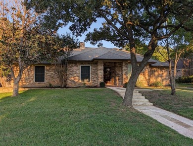 Lake Grapevine Home For Sale in Trophy Club Texas