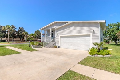 Welcome to luxury, convenience, and effortless Florida living in - photo 3