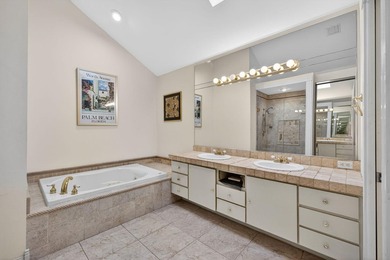 Enjoy South Florida living from this lovely Divosta-built home! - photo 31