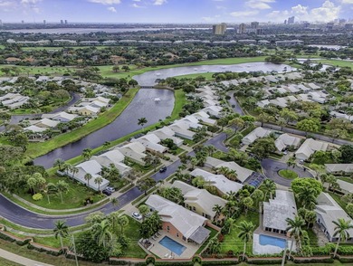 Enjoy South Florida living from this lovely Divosta-built home! - photo 50