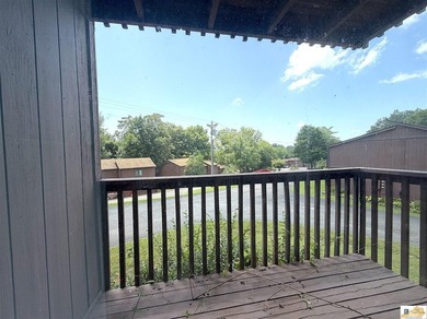 LAKE LIVING AT IT'S BEST ! UNIT R-7 Whether you're an avid - photo 18