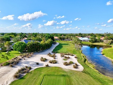 Enviably set on the Wanderers Golf Course, this astonishing - photo 38