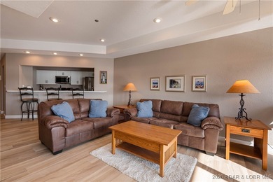 Lake of the Ozarks Condo Active Under Contract in Lake Ozark Missouri