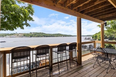 Lake of the Ozarks Home For Sale in Barnett Missouri