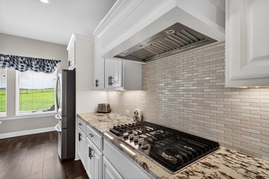 Elegant 4-bedroom home in a gated golf and lakeside Legends Golf - photo 18