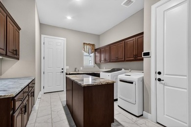 Elegant 4-bedroom home in a gated golf and lakeside Legends Golf - photo 28