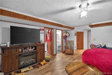 Recently remodeled 3-bedroom, 2-bath home in the heart of - photo 32