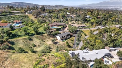 Welcome to this beautifully upgraded mid-century modern home in - photo 44