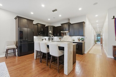 Welcome to this exceptional mid-century modern-inspired