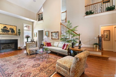 TOWNE LAKE GOLF COURSE BEAUTY! Don't miss this beautifully - photo 12