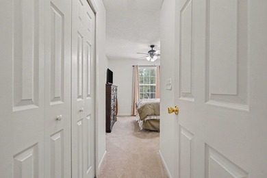 Location, location, location! Enjoy this wonderful 3-bedroom, 2 - photo 15