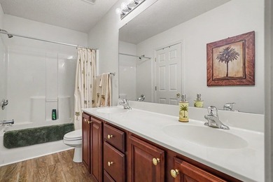 Location, location, location! Enjoy this wonderful 3-bedroom, 2 - photo 20