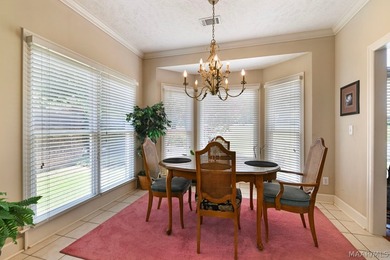 TOWNE LAKE GOLF COURSE BEAUTY! Don't miss this beautifully - photo 20
