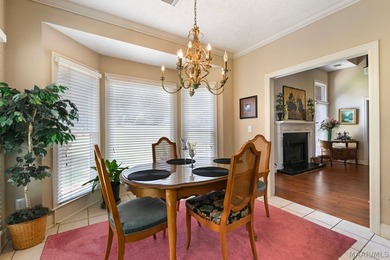 TOWNE LAKE GOLF COURSE BEAUTY! Don't miss this beautifully - photo 21