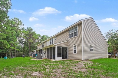 Location, location, location! Enjoy this wonderful 3-bedroom, 2 - photo 26