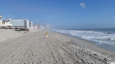 Location, location, location! Enjoy this wonderful 3-bedroom, 2 - photo 32