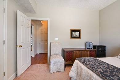 TOWNE LAKE GOLF COURSE BEAUTY! Don't miss this beautifully - photo 33
