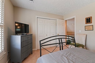 TOWNE LAKE GOLF COURSE BEAUTY! Don't miss this beautifully - photo 42
