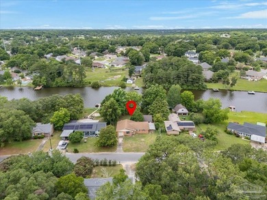 Welcome to this charming 3-bedroom, 2-bath BRICK home perfectly - photo 8