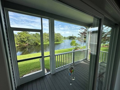 This 3-way split floor plan from Palm Harbor Homes is a stunner! - photo 3