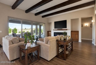 This freshly painted, immaculate home has been so well cared for - photo 7