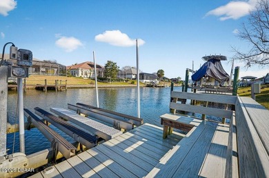 Vintage Contemporary Waterfront -- Fully Furnished & Turnkey - photo 13