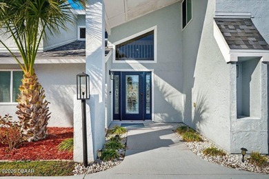 Vintage Contemporary Waterfront -- Fully Furnished & Turnkey - photo 15