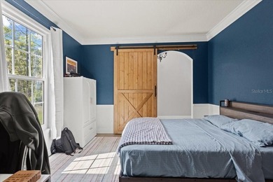 Motivated Seller * A stunning 4 bedroom/4 bathroom , 2 story - photo 32
