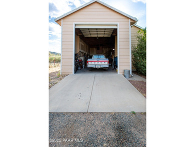 Granite Mountain views minutes from downtown Prescott! - photo 3