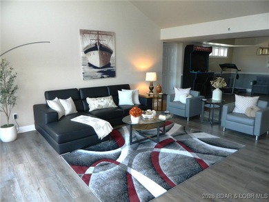 This top floor unit at Beach Club has a Fantastic View, from the - photo 10