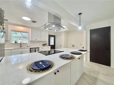 PRICE DROP! This beautifully updated ranch-style home offers - photo 15
