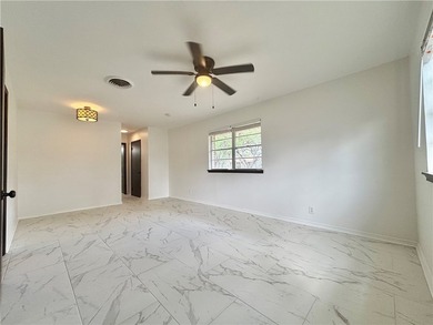 PRICE DROP! This beautifully updated ranch-style home offers - photo 18