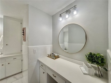 PRICE DROP! This beautifully updated ranch-style home offers - photo 25