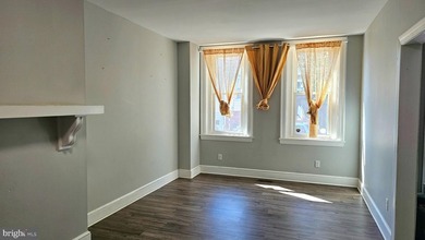 If your family needs space, look no further. With 5, yes 5 - photo 3