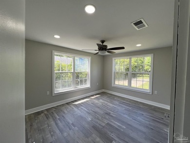 Charming 1938 Cottage with Modern Upgrades This beautifully - photo 8