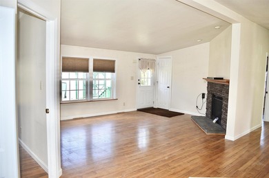 Welcome to Briar Ridge Estates where your new home awaits. This - photo 8