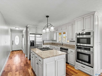 Magnificent deep-water riverfront retreat with stunning - photo 13
