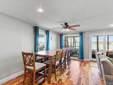 Magnificent deep-water riverfront retreat with stunning - photo 15
