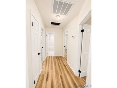 Welcome to this beautifully renovated 3-bedroom, 2-bath home - photo 16